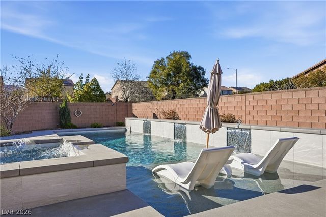 7385 Quaking Aspen Street, Las Vegas, NV 89149