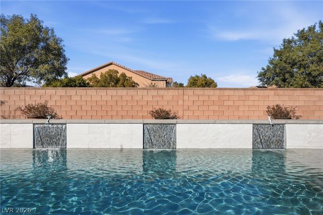 7385 Quaking Aspen Street, Las Vegas, NV 89149