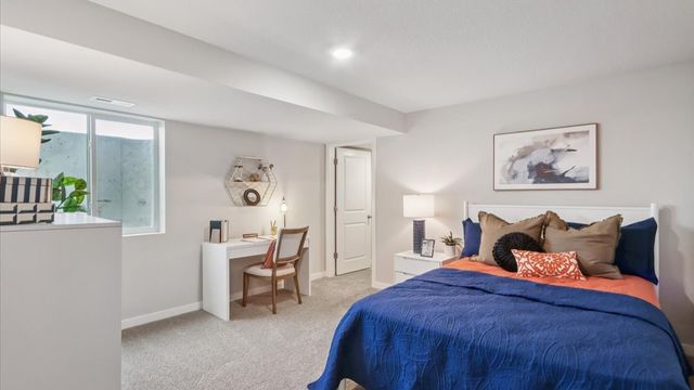 1110 Hillside Place, Altoona, IA 50009