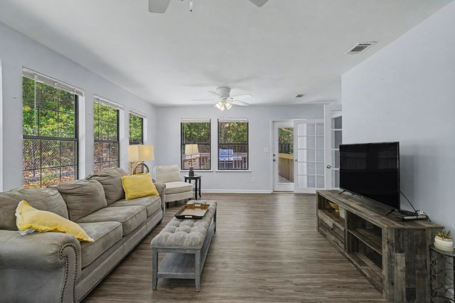 252 Starmount Drive, Tallahassee, FL 32303