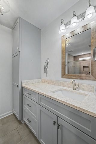 252 Starmount Drive, Tallahassee, FL 32303