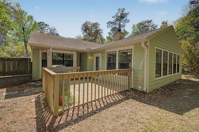252 Starmount Drive, Tallahassee, FL 32303