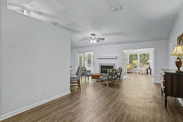 252 Starmount Drive, Tallahassee, FL 32303