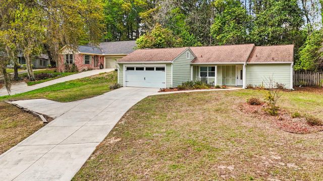 252 Starmount Drive, Tallahassee, FL 32303