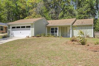 252 Starmount Drive, Tallahassee, FL 32303