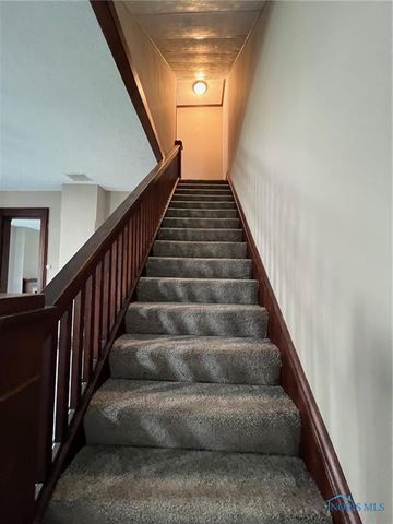 381 & 383 W Johnson Street, Upper Sandusky, OH 43351