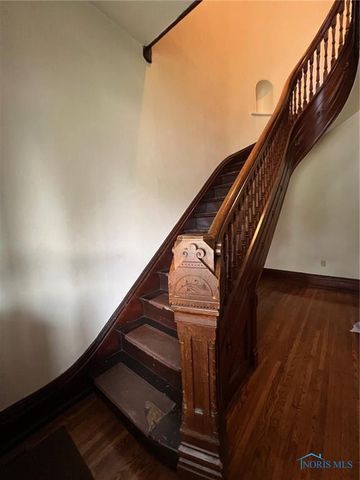 381 & 383 W Johnson Street, Upper Sandusky, OH 43351