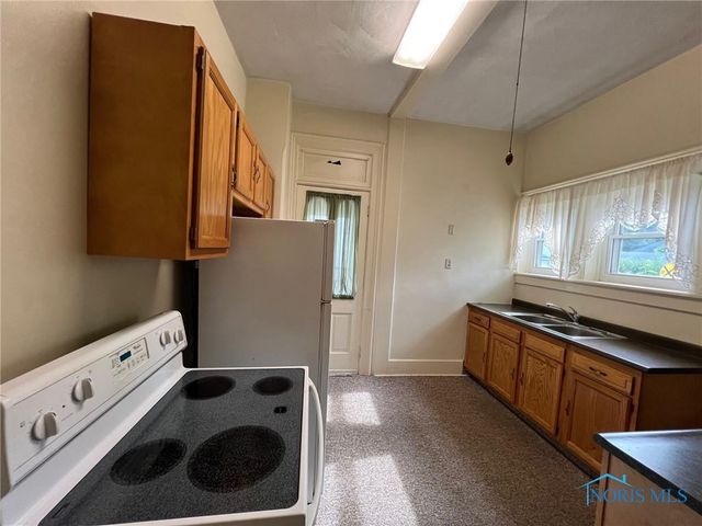 381 & 383 W Johnson Street, Upper Sandusky, OH 43351