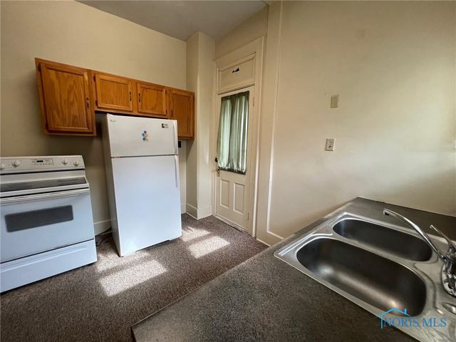 381 & 383 W Johnson Street, Upper Sandusky, OH 43351