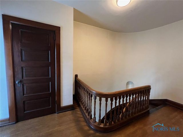 381 & 383 W Johnson Street, Upper Sandusky, OH 43351