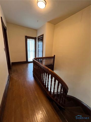 381 & 383 W Johnson Street, Upper Sandusky, OH 43351