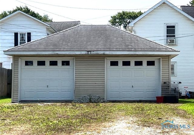 381 & 383 W Johnson Street, Upper Sandusky, OH 43351