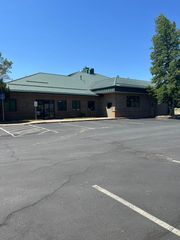 325 SW Cyber Drive, Bend, OR 97702