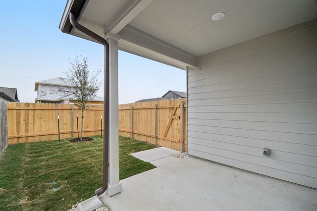 367 Porter Country PKWY, Buda, TX 78610