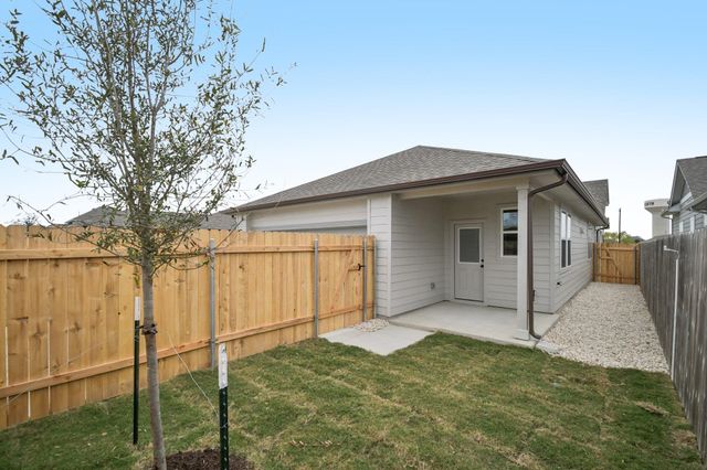 367 Porter Country PKWY, Buda, TX 78610