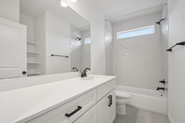 367 Porter Country PKWY, Buda, TX 78610