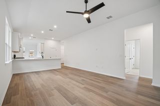 367 Porter Country PKWY, Buda, TX 78610