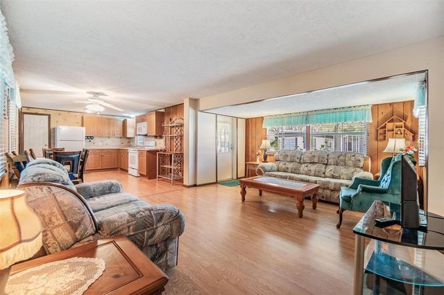 37015 SANDRA AVENUE, Zephyrhills, FL 33542