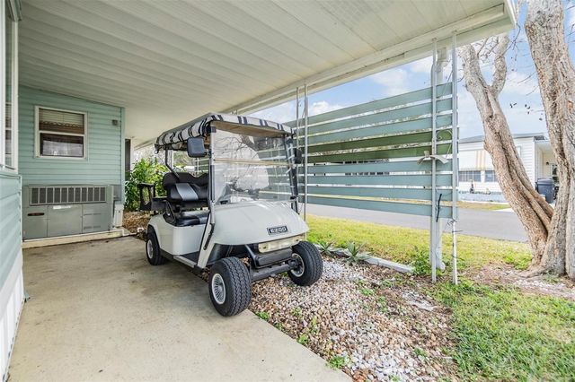 37015 SANDRA AVENUE, Zephyrhills, FL 33542