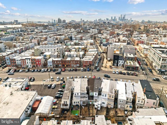 2517 E YORK ST, Philadelphia, PA 19125