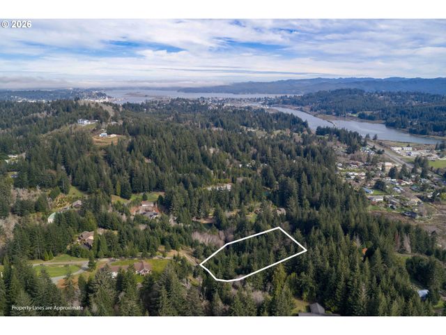 93549 PATTERSON Ln, Coos Bay, OR 97420