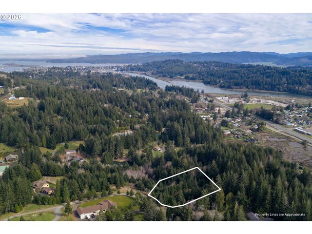 93549 PATTERSON Ln, Coos Bay, OR 97420