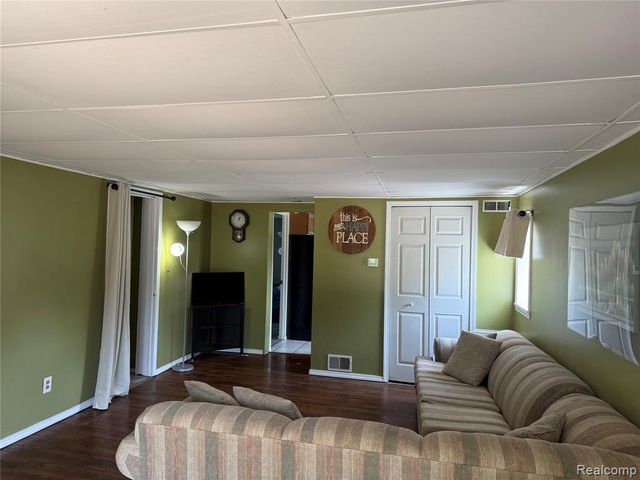 3341 W Baldwin Road, Grand Blanc, MI 48439