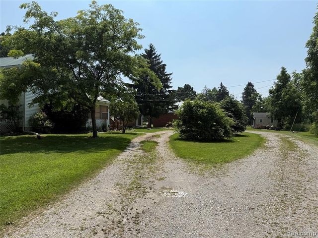 3341 W Baldwin Road, Grand Blanc, MI 48439