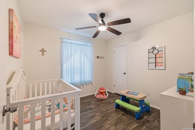 9630 Wildwood Rdg, San Antonio, TX 78250