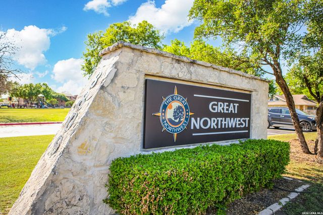 9630 Wildwood Rdg, San Antonio, TX 78250