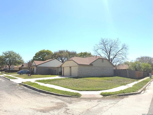9630 Wildwood Rdg, San Antonio, TX 78250