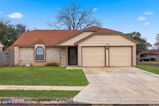 9630 Wildwood Rdg, San Antonio, TX 78250