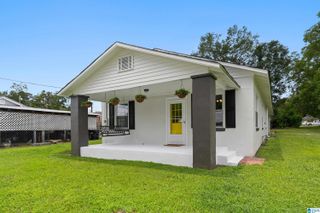201 NELL STREET, Clanton, AL 35045
