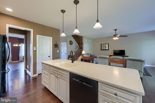892 FENTON AVE, Lancaster, PA 17601