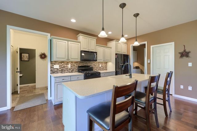 892 FENTON AVE, Lancaster, PA 17601