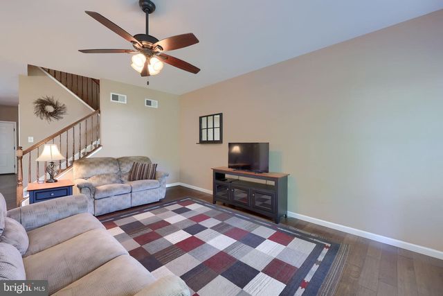 892 FENTON AVE, Lancaster, PA 17601