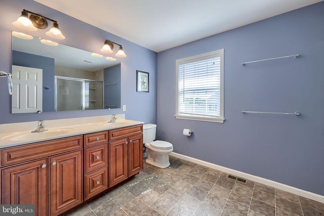 892 FENTON AVE, Lancaster, PA 17601