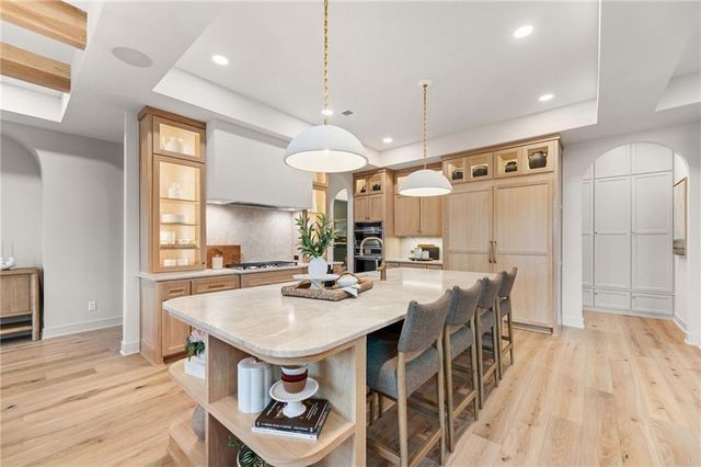 17701 Knox Street, Overland Park, KS 66221