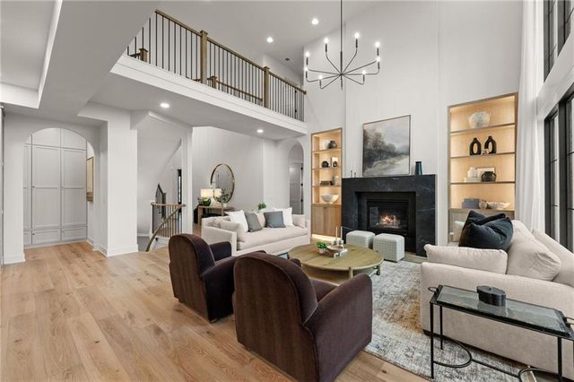 17701 Knox Street, Overland Park, KS 66221