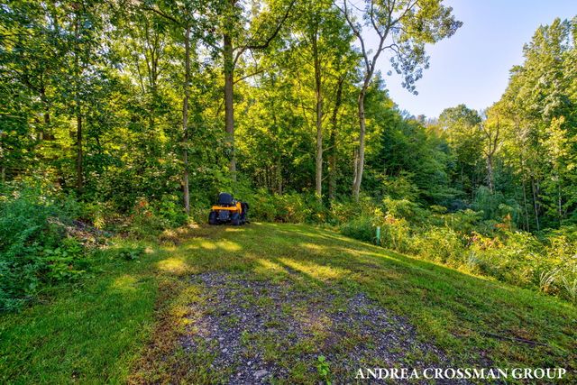 6346 Riverside Road, Fennville, MI 49408
