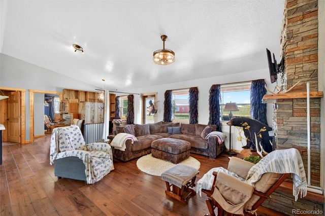 3069 Sangre Drive, Westcliffe, CO 81252