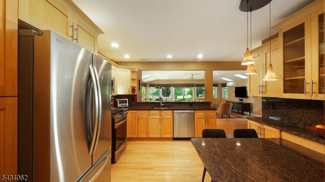 738 Boulevard, Westfield Town, NJ 07090