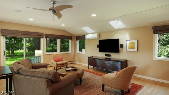 738 Boulevard, Westfield Town, NJ 07090