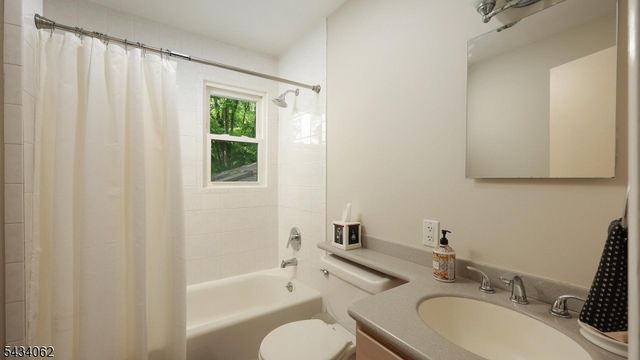 738 Boulevard, Westfield Town, NJ 07090