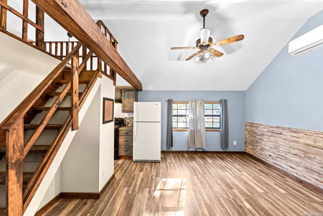 297 Chaparral Dr, Bandera, TX 78003