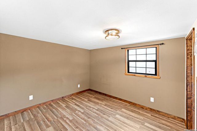 297 Chaparral Dr, Bandera, TX 78003