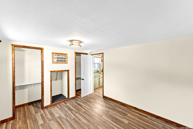 297 Chaparral Dr, Bandera, TX 78003