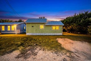 297 Chaparral Dr, Bandera, TX 78003