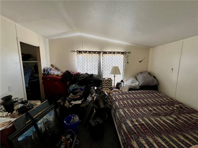 10585 S Queens Road, Mohave Valley, AZ 86440