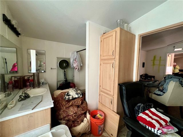 10585 S Queens Road, Mohave Valley, AZ 86440